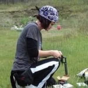 Meet your Posher, Leslie